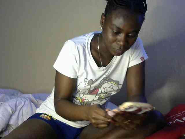 Lorahanna5 webcam