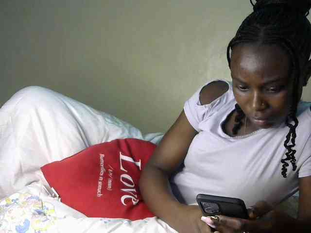Lorahanna5 webcam