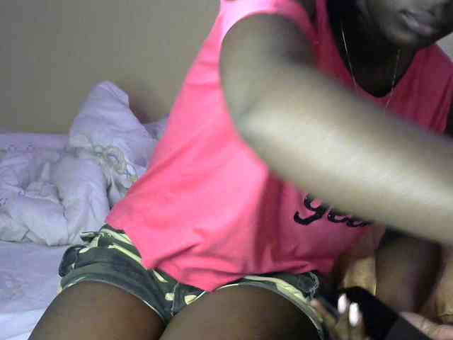 Lorahanna5 webcam