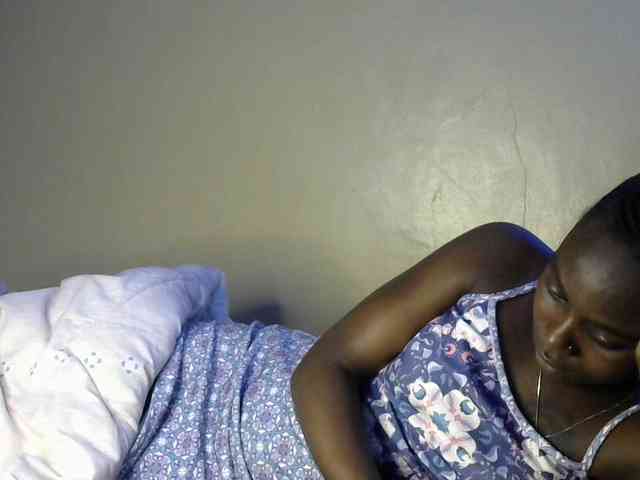 Lorahanna5 webcam