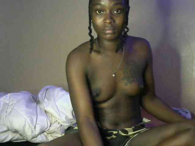 Lorahanna5 webcam