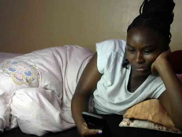 Lorahanna5 webcam