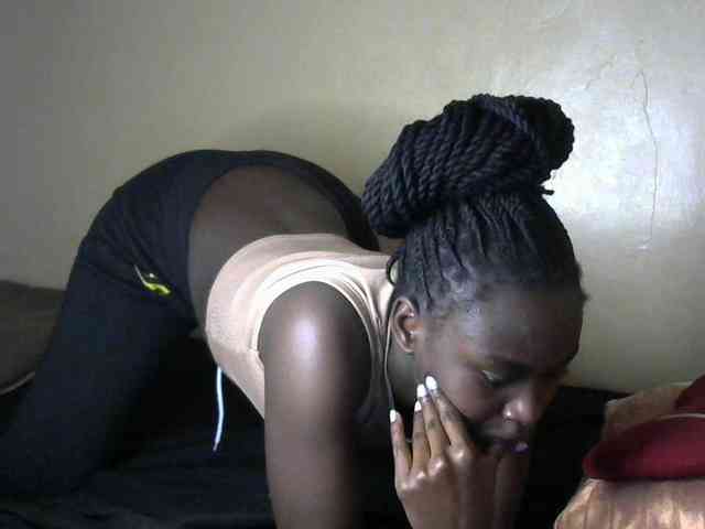 Lorahanna5 webcam
