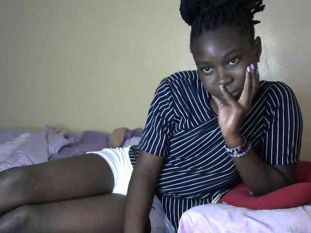 Lorahanna5 webcam