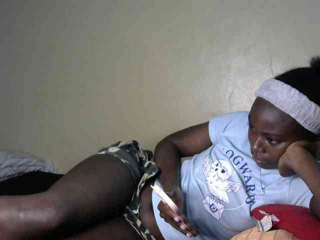 Lorahanna5 webcam