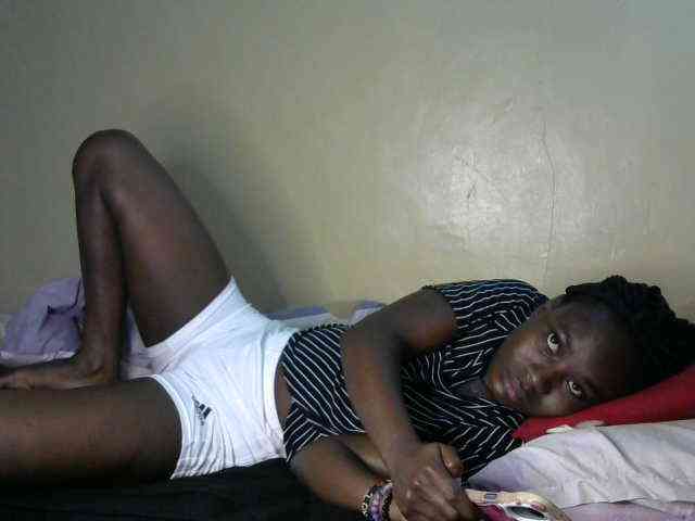 Lorahanna5 webcam
