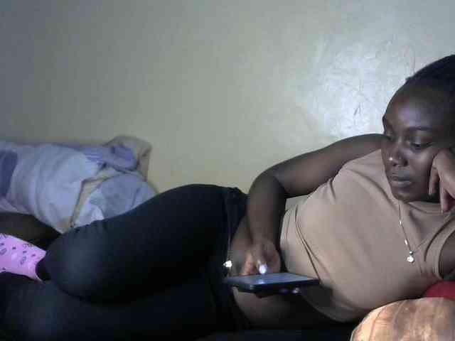 Lorahanna5 webcam