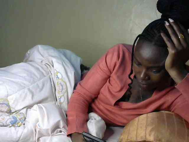 Lorahanna5 webcam