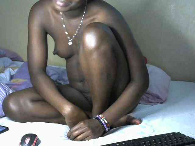 Lorahanna5 webcam