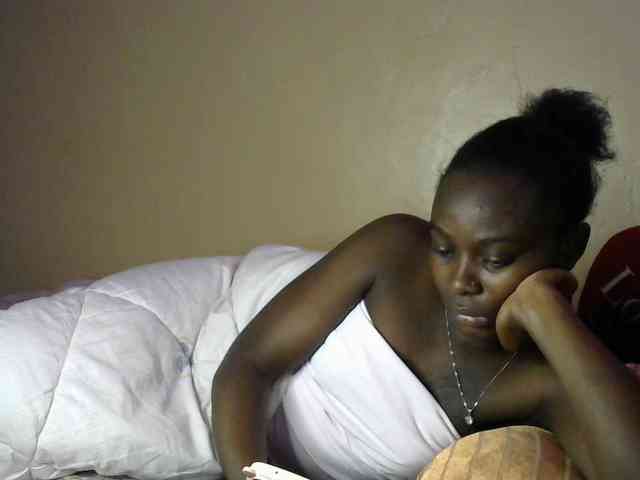 Lorahanna5 webcam