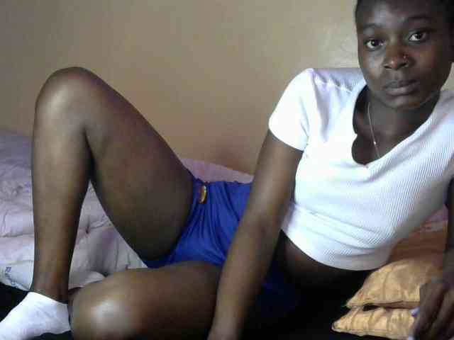 Lorahanna5 webcam