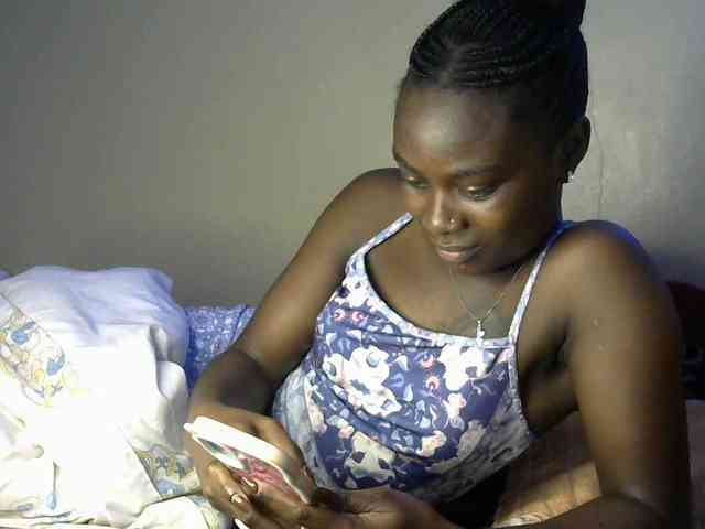 Lorahanna5 webcam
