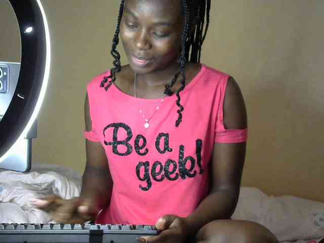 Lorahanna5 webcam