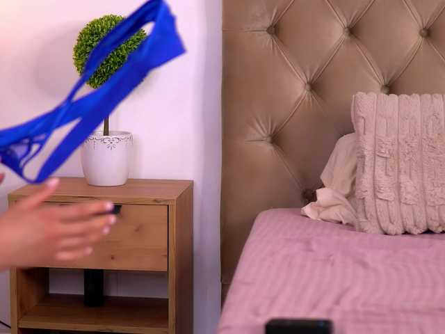 LucyxRios's BongaCams show and profile