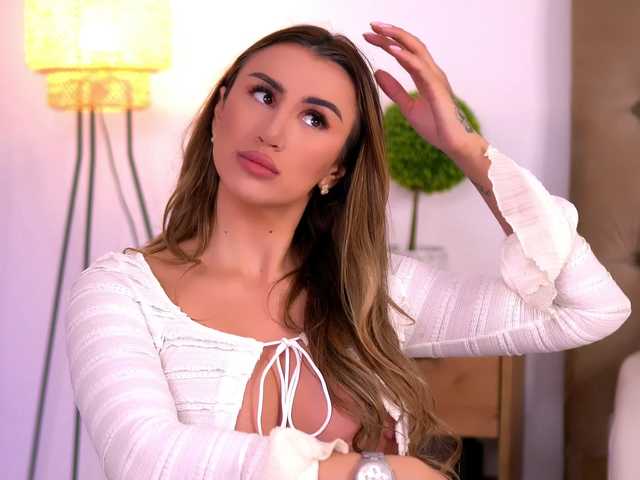 LucyxRios's BongaCams show and profile