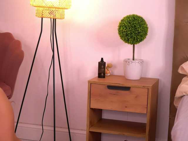 LucyxRios's BongaCams show and profile