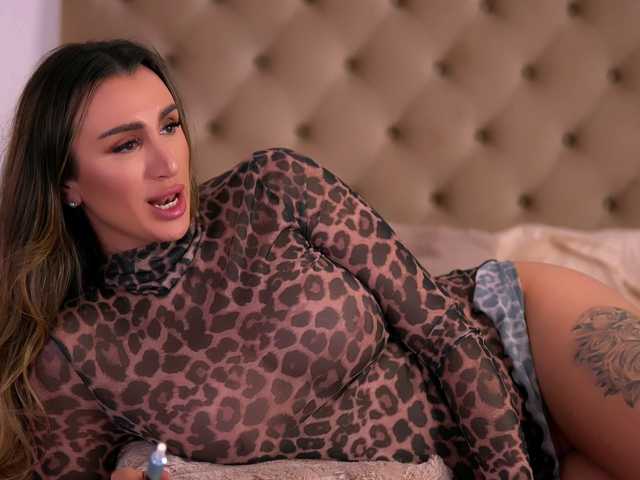 LucyxRios's BongaCams show and profile