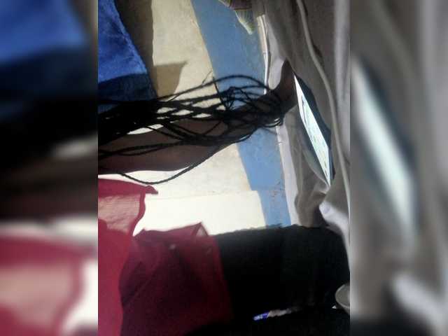 le modèle sexxynila est en webcam porno dans un show sur le site bongacams, il possède les tags suivants: Ebony,Brunette,Trimmed