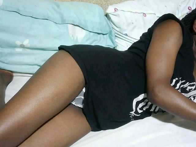 sexxynila webcam bongacams model stream image