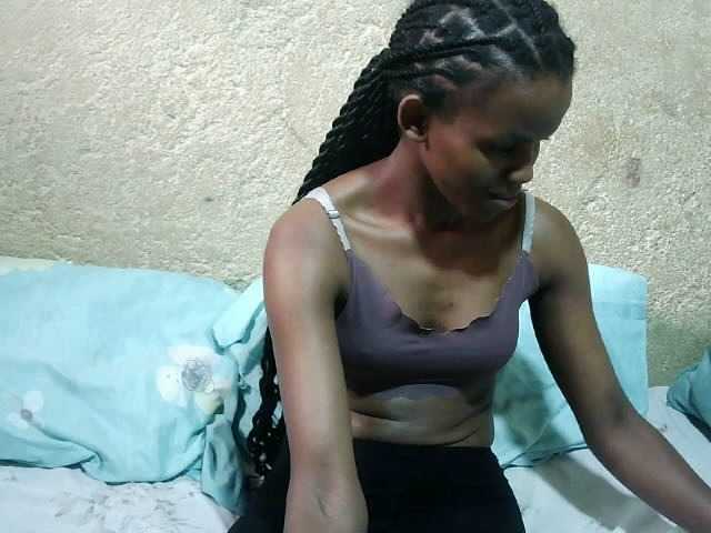 sexxynila webcam bongacams model stream image