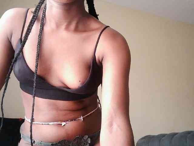 sexxynila webcam