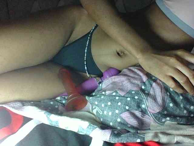 Sweet-Iddah webcam