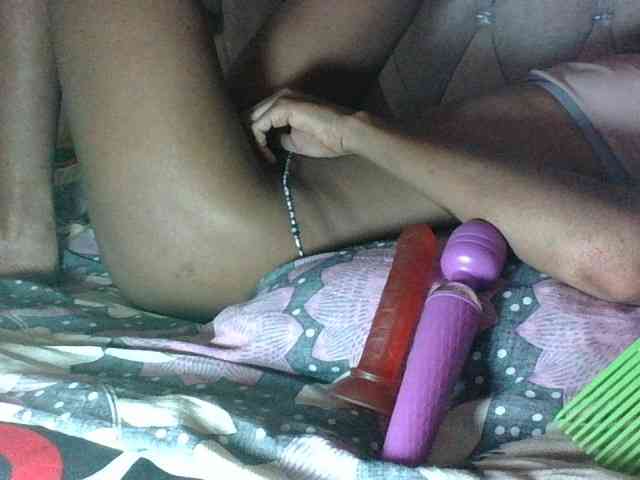 Sweet-Iddah webcam