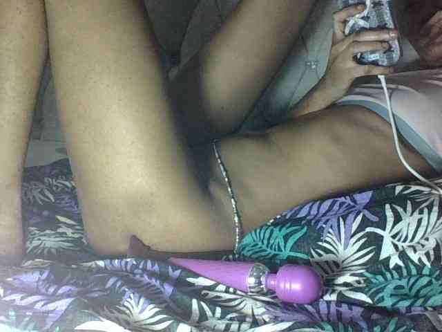 Sweet-Iddah webcam