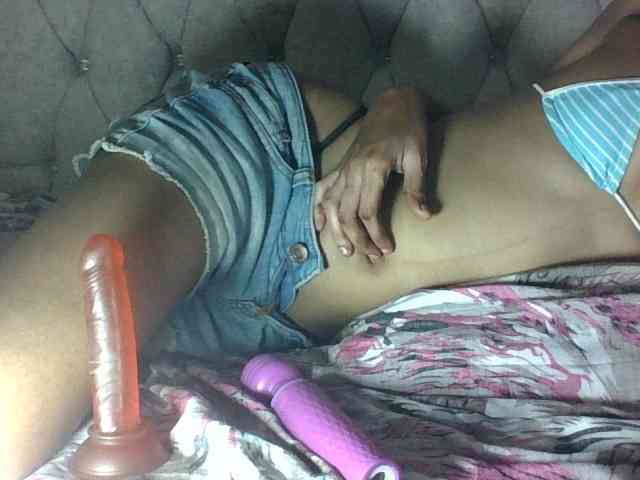 Sweet-Iddah webcam