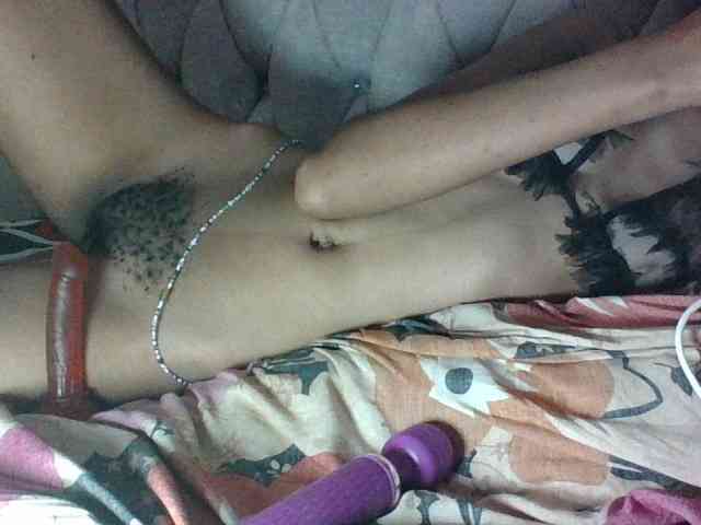 Sweet-Iddah webcam