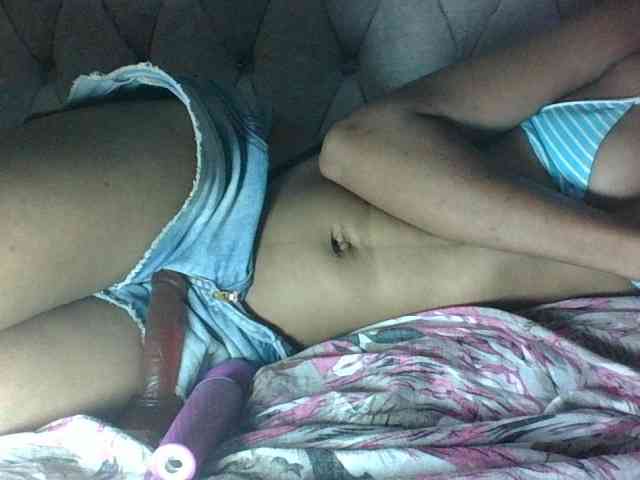 Sweet-Iddah webcam