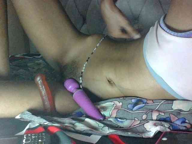 Sweet-Iddah webcam