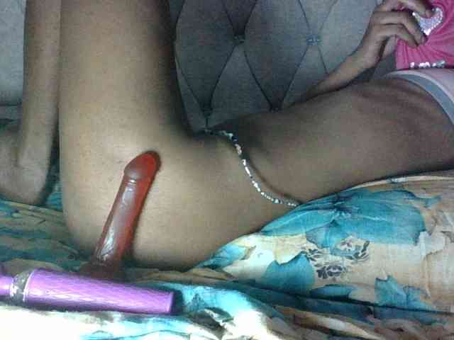 Sweet-Iddah webcam