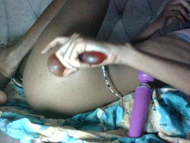 Sweet-Iddah webcam