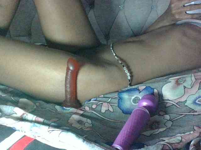 Sweet-Iddah webcam