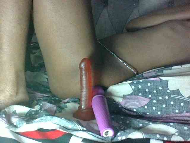 Sweet-Iddah webcam