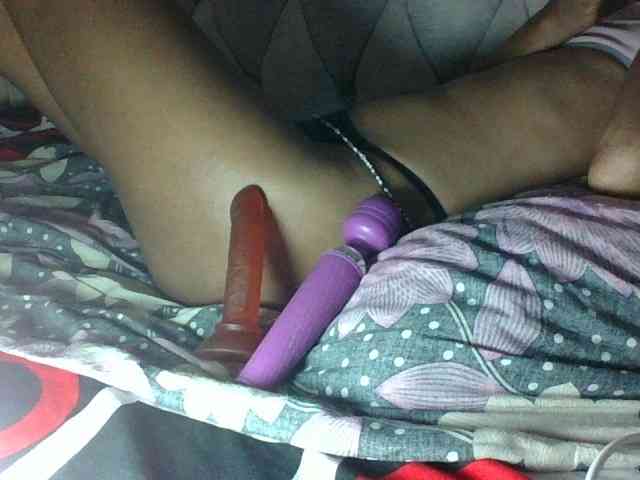 Sweet-Iddah webcam