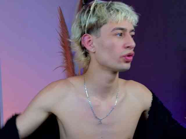 Mattias-Justin Mattias-Justin