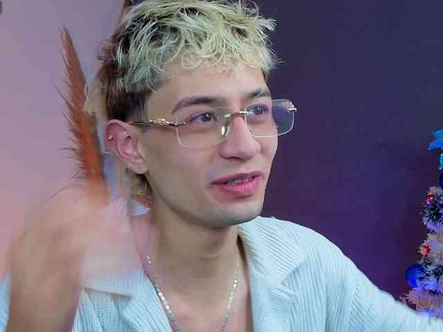 Mattias-Justin Mattias-Justin