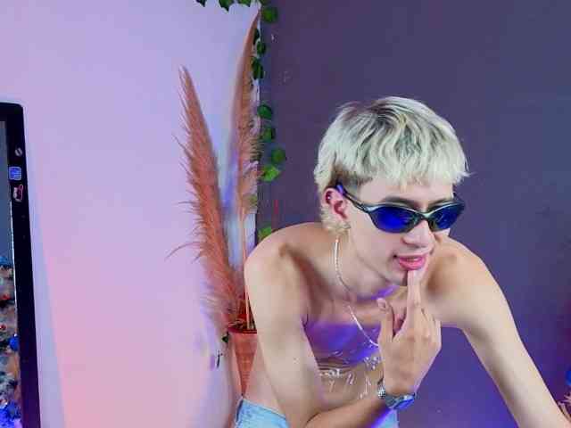 Mattias-Justin Mattias-Justin