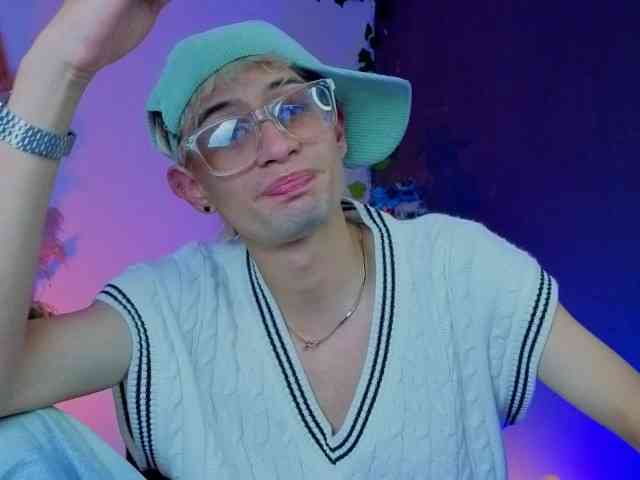 Mattias-Justin Mattias-Justin