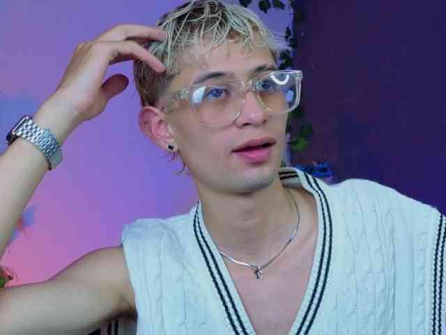 Mattias-Justin Mattias-Justin