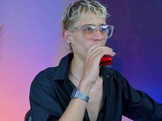 Mattias-Justin Mattias-Justin