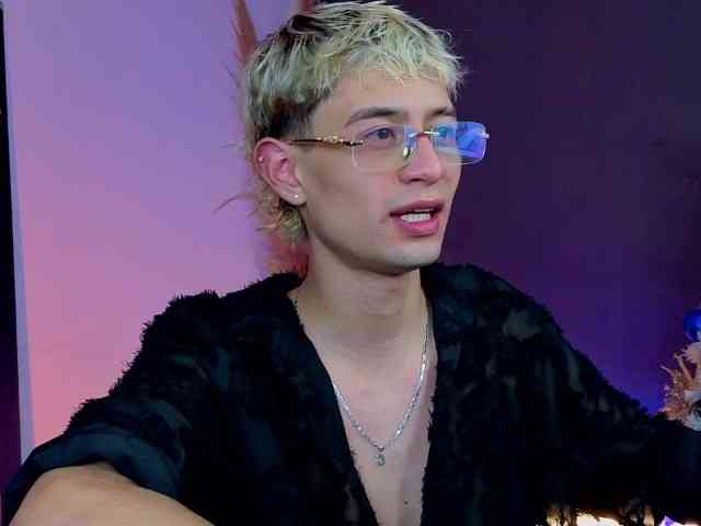 Mattias-Justin Mattias-Justin