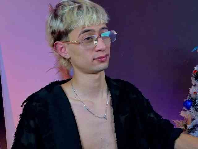 Mattias-Justin Mattias-Justin