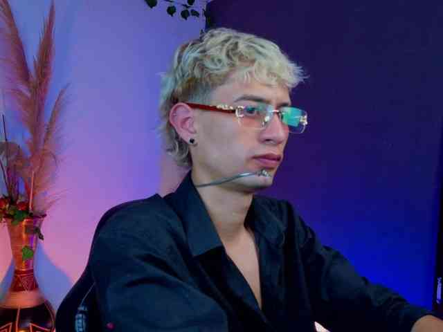 Mattias-Justin Mattias-Justin