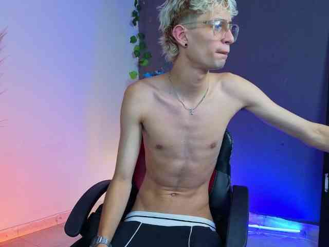 Mattias-Justin Mattias-Justin