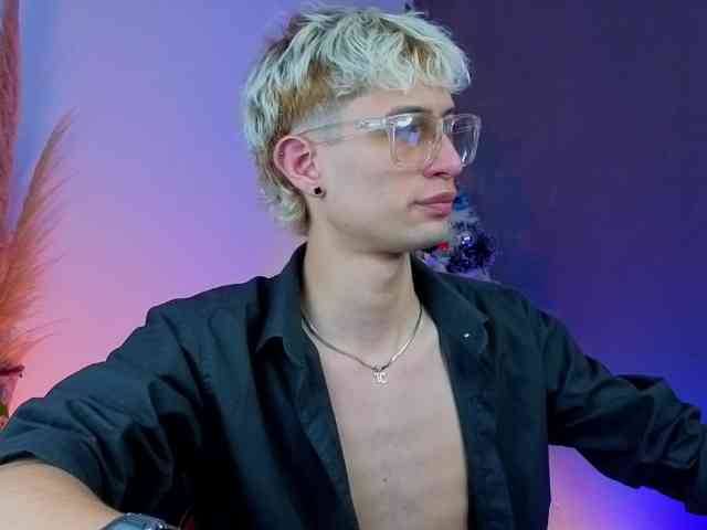 Mattias-Justin Mattias-Justin