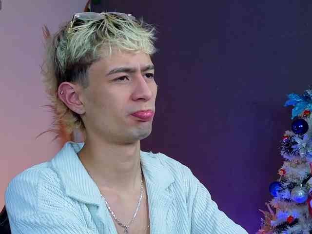 Mattias-Justin Mattias-Justin