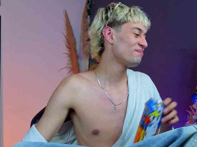 Mattias-Justin Mattias-Justin